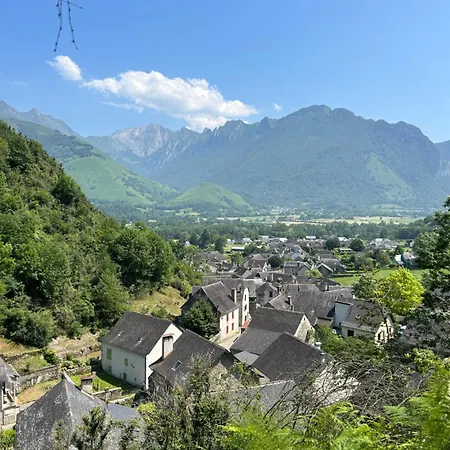 Les De Maryline Accous