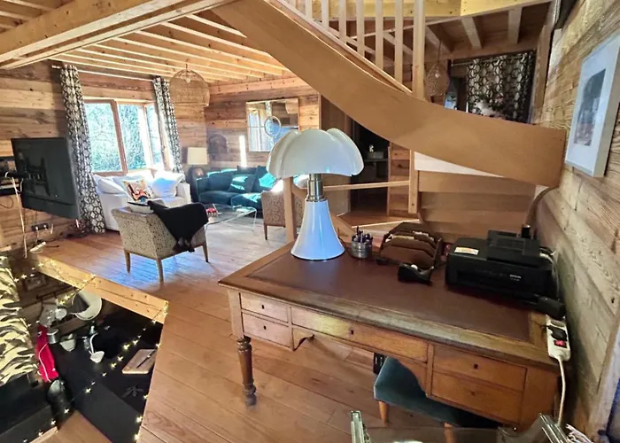 Les De Maryline Шале Accous