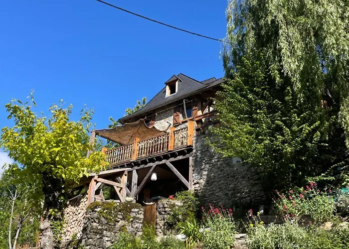 Шале Les De Maryline *